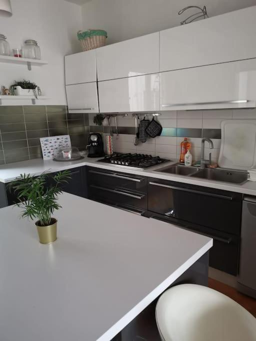 Etna City Home Accogliente Nel Cuore Di คาตาเนีย ภายนอก รูปภาพ