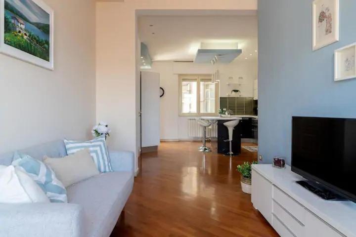 Etna City Home Accogliente Nel Cuore Di คาตาเนีย ภายนอก รูปภาพ